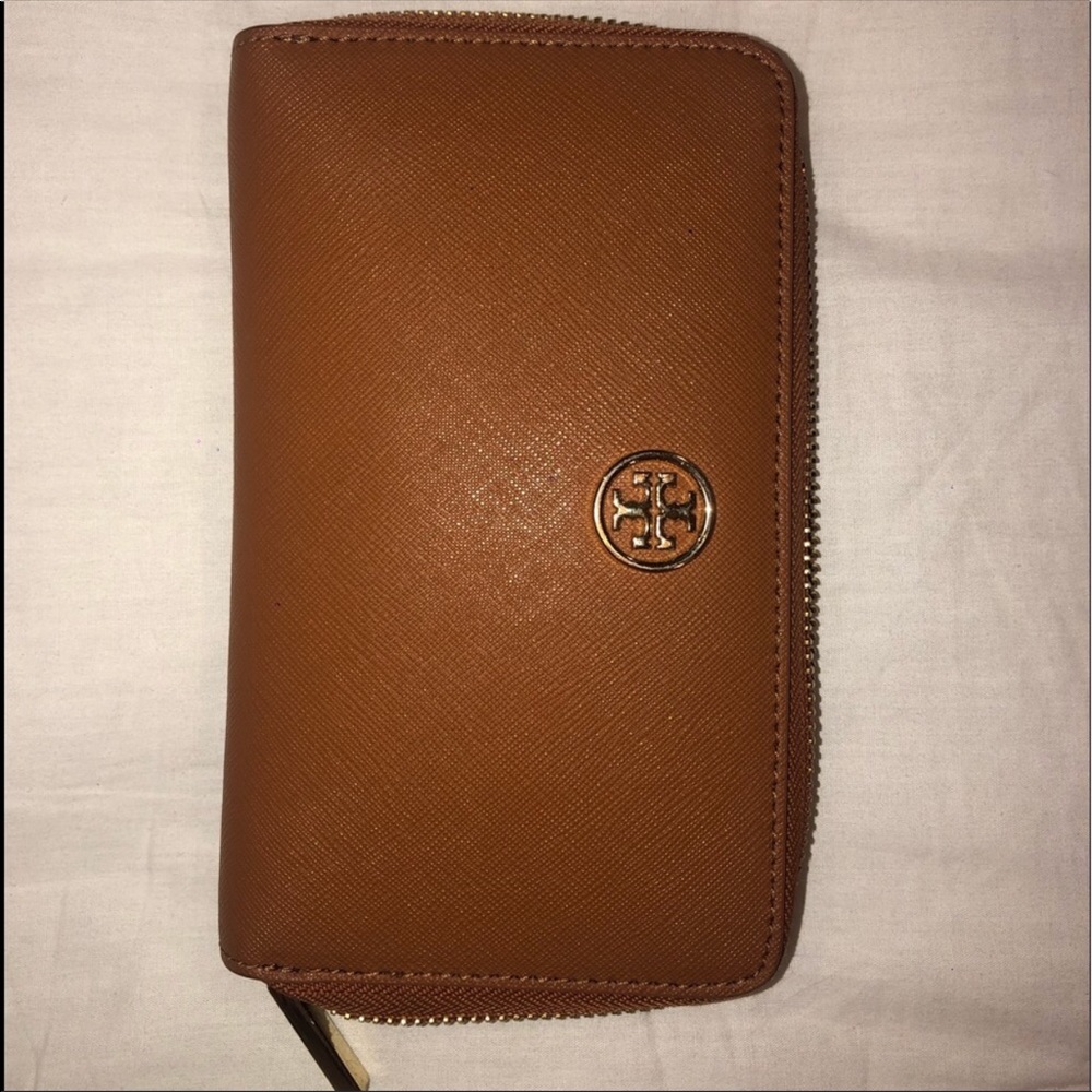 Tory Burch wallet